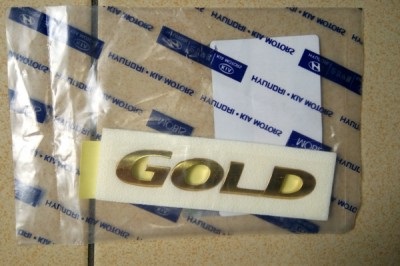 Chữ Gold Nổi Xe Hyundai HD